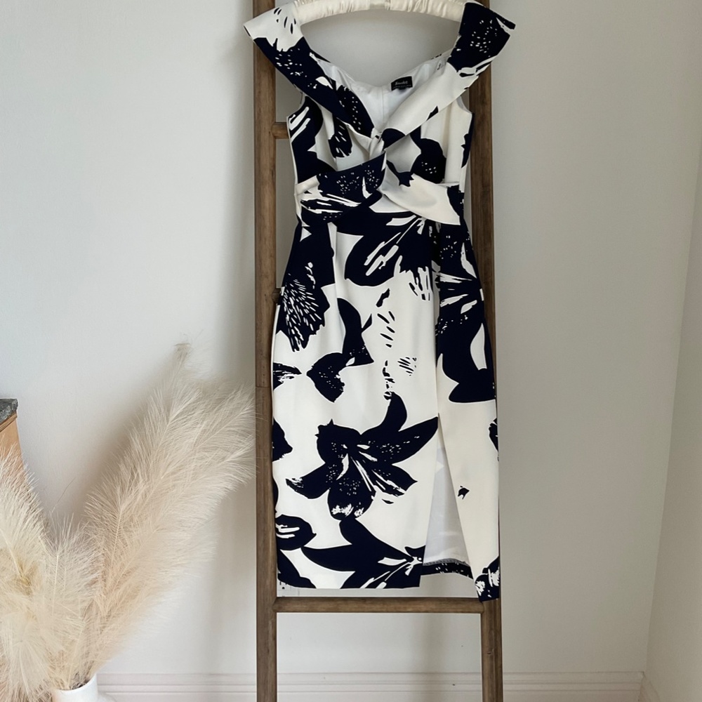 BARDOT - Botanica Dress in